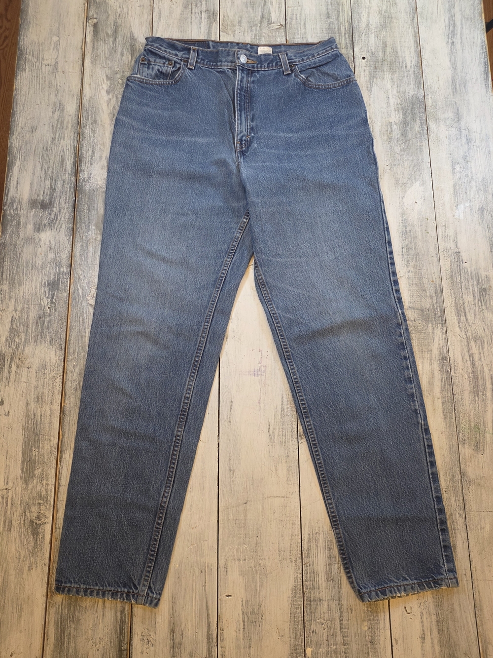 Vintage Y2K Levi's 550 Women's Relaxed Fit Tapered Leg Blue Jeans sz 14L Mexico